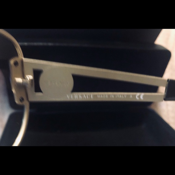 Versace Women Sunglasses - Picture 6 of 8